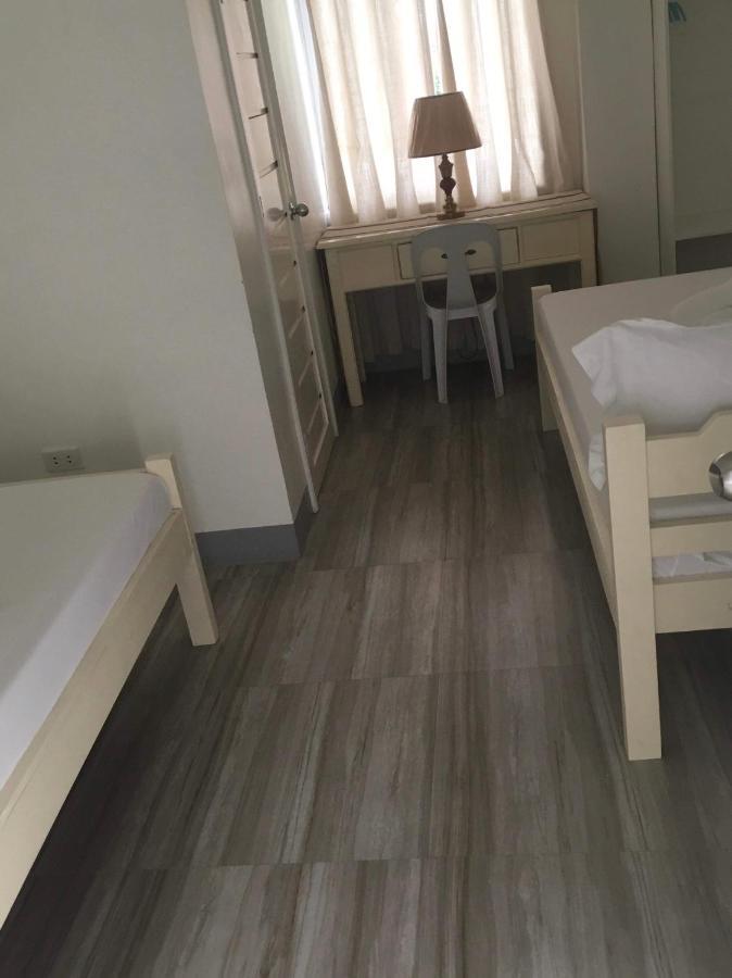 באלר Isaguirre'S Pension House מראה חיצוני תמונה