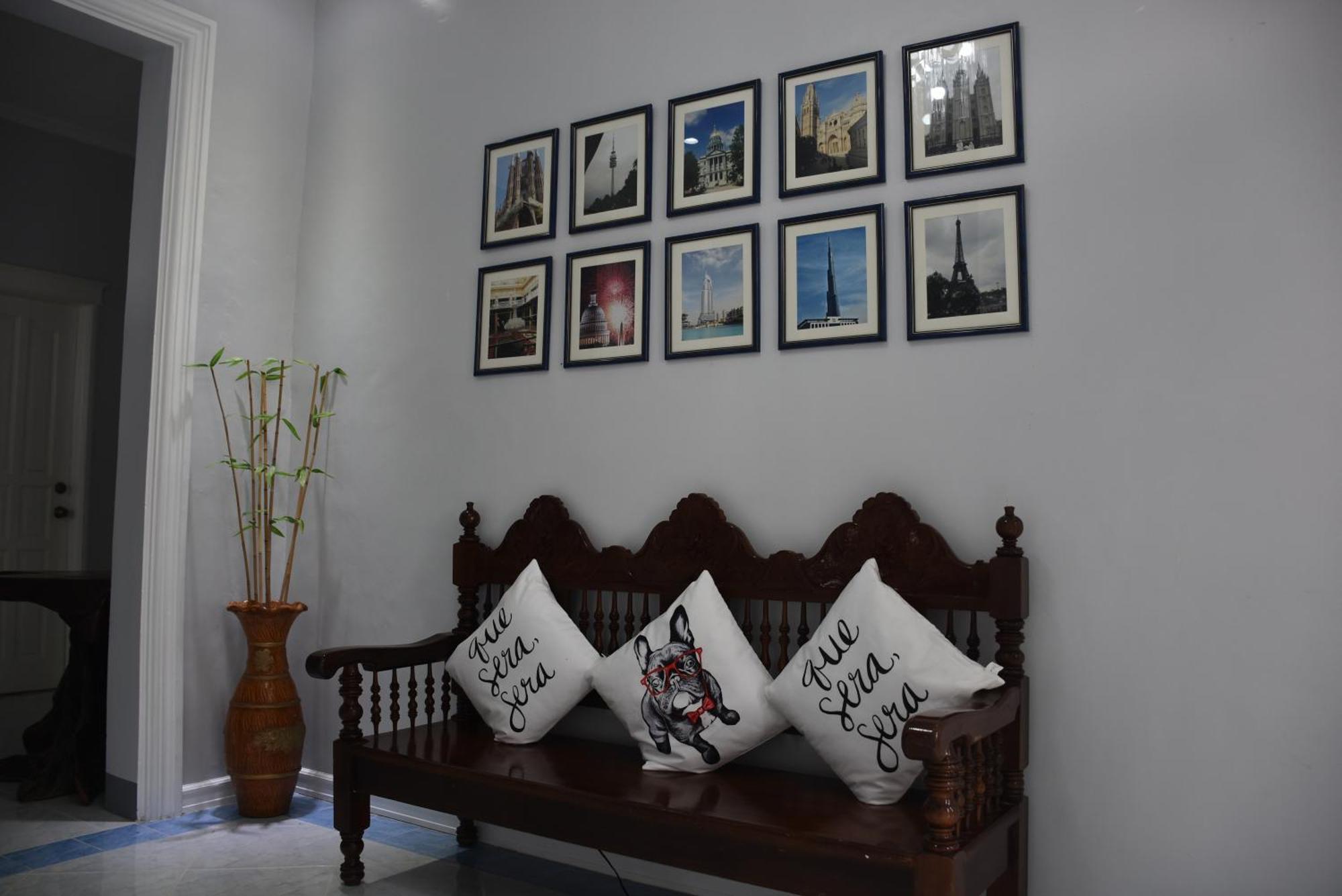 באלר Isaguirre'S Pension House מראה חיצוני תמונה