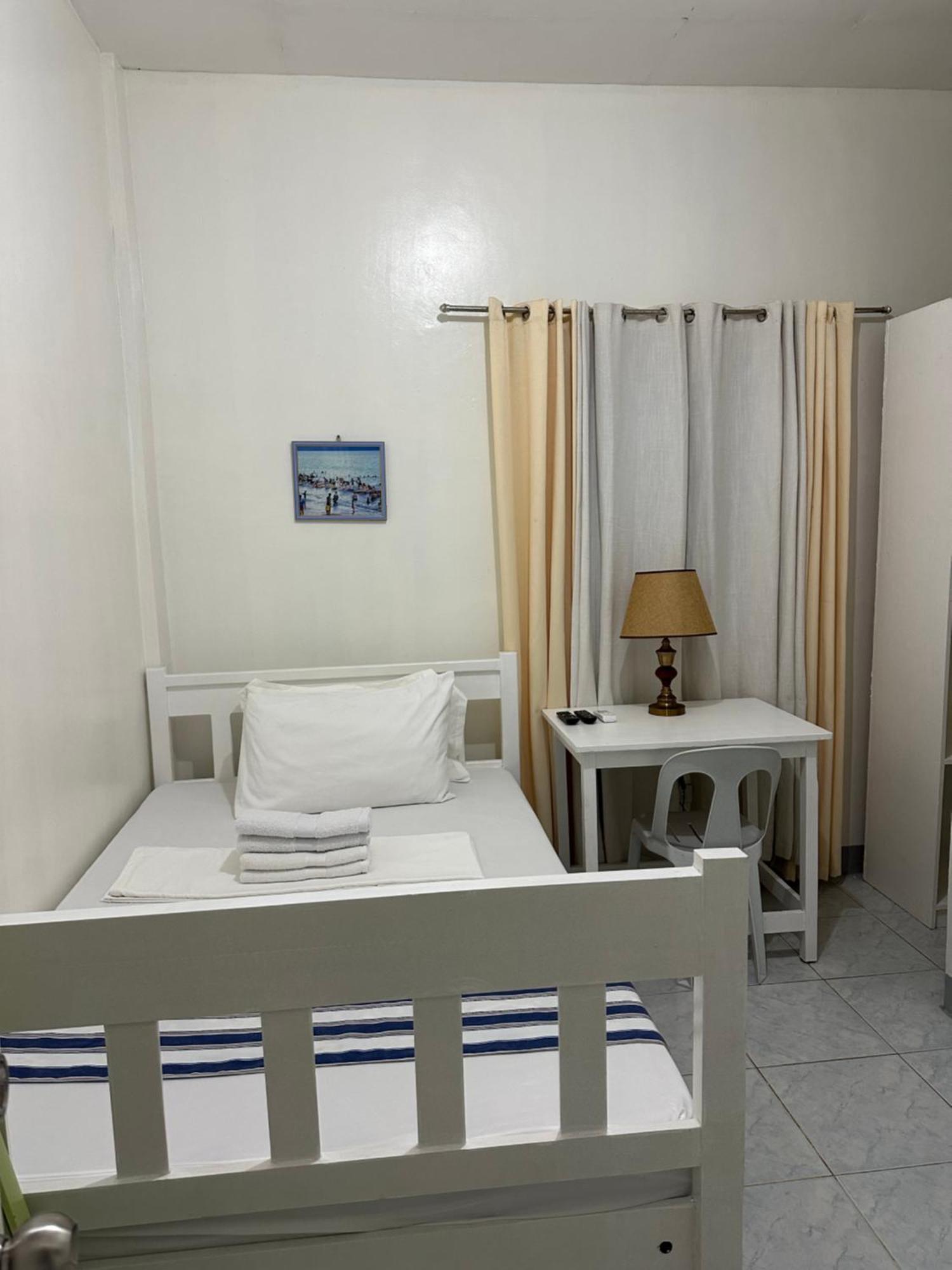 באלר Isaguirre'S Pension House מראה חיצוני תמונה