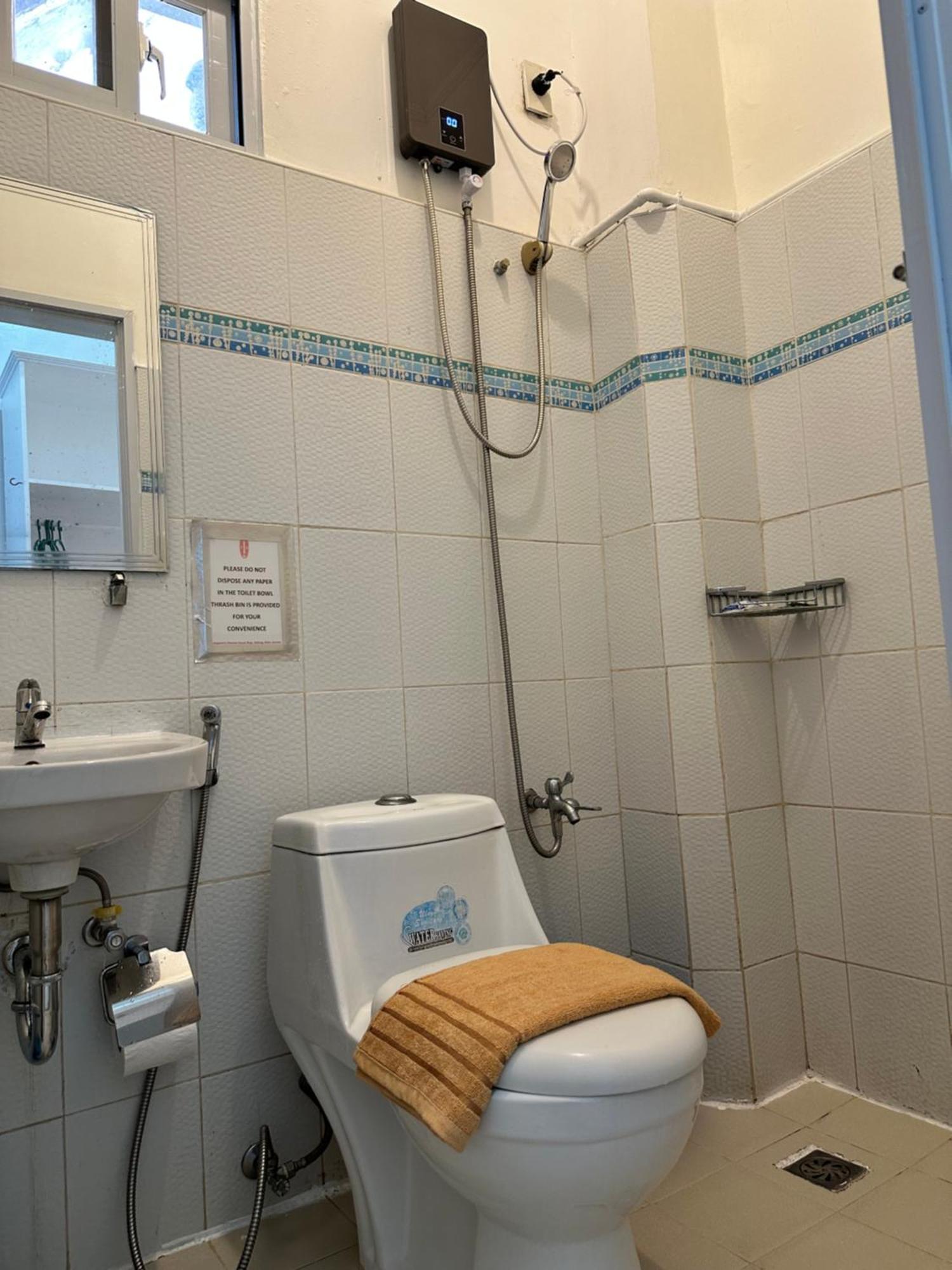 באלר Isaguirre'S Pension House מראה חיצוני תמונה